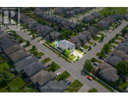 1903 JUBILEE CRESCENT - 43