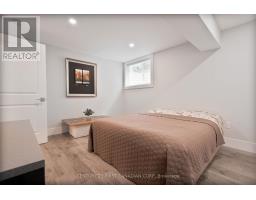 16 FOXBOROUGH PLACE - 32