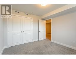 27 SILVERLEAF PATH - 32