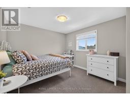 11 EMPIRE PARKWAY - 29