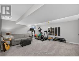 11 EMPIRE PARKWAY - 33
