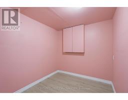 761 BLACKSMITH STREET - 34