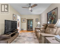 1 SINCLAIR DRIVE - 25