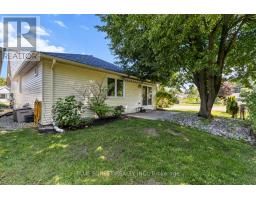 1 SINCLAIR DRIVE - 33