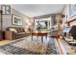 1 SINCLAIR DRIVE - 8