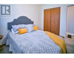 566 HEAD STREET N - 24