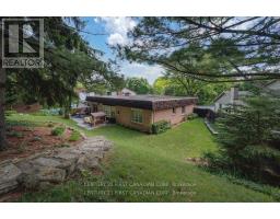 43 COMPTON CRESCENT - 32