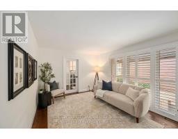 43 COMPTON CRESCENT - 9