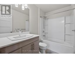 126 - 3025 SINGLETON AVENUE - 16