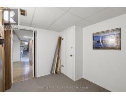 115 CHAMPLAIN CRESCENT - 22