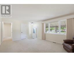 115 CHAMPLAIN CRESCENT - 3