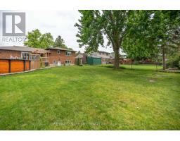 159 SHERWOOD CRESCENT - 13