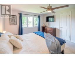 159 SHERWOOD CRESCENT - 26