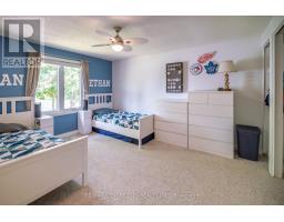 159 SHERWOOD CRESCENT - 27