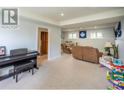 159 SHERWOOD CRESCENT - 43