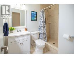 159 SHERWOOD CRESCENT - 45