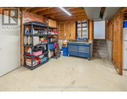 159 SHERWOOD CRESCENT - 47