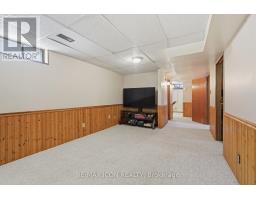107 ROSAMOND CRESCENT - 17