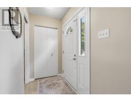 107 ROSAMOND CRESCENT - 2