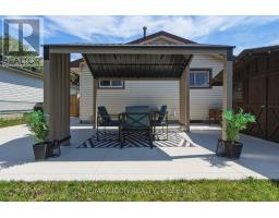 107 ROSAMOND CRESCENT - 24