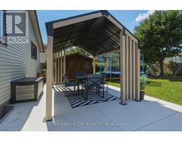 107 ROSAMOND CRESCENT - 28