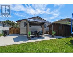 107 ROSAMOND CRESCENT - 31