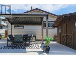 107 ROSAMOND CRESCENT - 32