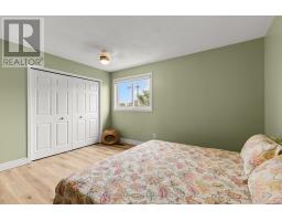 95 GERALD CRESCENT - 19