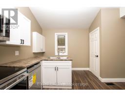 190 MUNROE STREET - 7