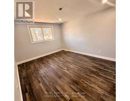 873 SOUTHDALE ROAD E - 11