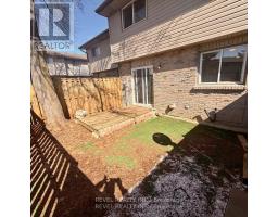 873 SOUTHDALE ROAD E - 22