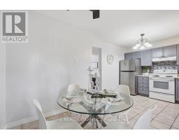 60 - 151 MARTINET AVENUE - 16