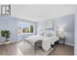 60 - 151 MARTINET AVENUE - 18