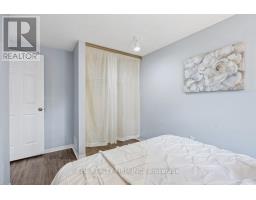 60 - 151 MARTINET AVENUE - 22