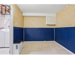 60 - 151 MARTINET AVENUE - 28