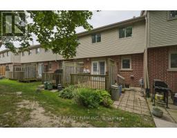 60 - 151 MARTINET AVENUE - 34