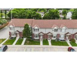 60 - 151 MARTINET AVENUE - 39