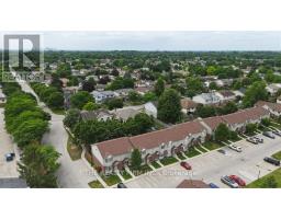 60 - 151 MARTINET AVENUE - 44