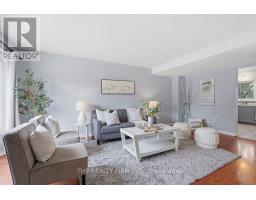 60 - 151 MARTINET AVENUE - 8