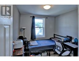 322 MORNINGTON AVENUE - 12