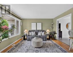 400 HIGHVIEW DRIVE - 10