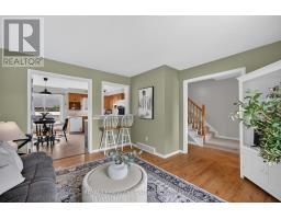 400 HIGHVIEW DRIVE - 12