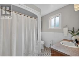 400 HIGHVIEW DRIVE - 25