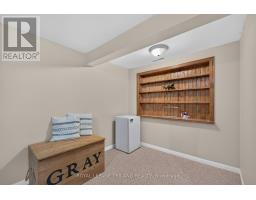400 HIGHVIEW DRIVE - 36