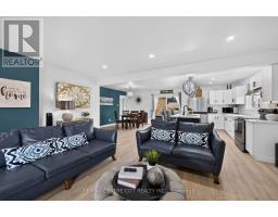 1 IDSARDI AVENUE - 18