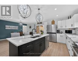 1 IDSARDI AVENUE - 19