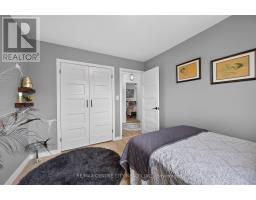 1 IDSARDI AVENUE - 30