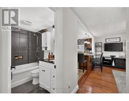323 CLARKE ROAD - 14