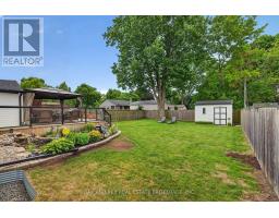323 CLARKE ROAD - 36