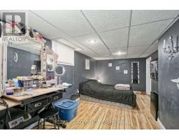 1127 TRAFALGAR STREET - 21